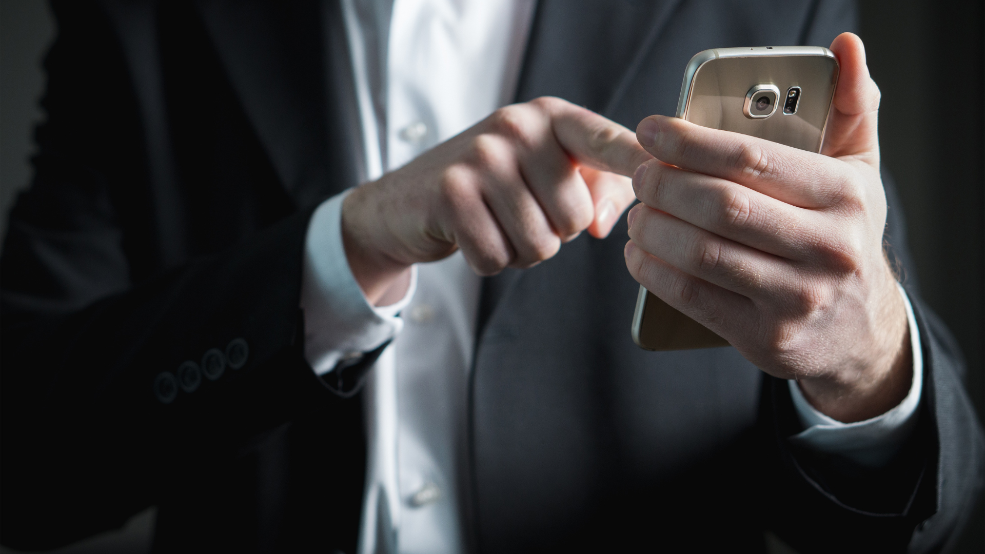 Revolusi Komunikasi Bisnis: Memanfaatkan WhatsApp Bot